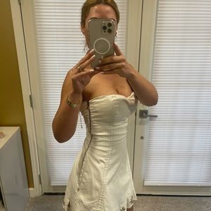 Love this dress it looks great on the body